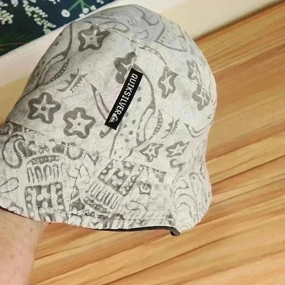 Quicksilver vintage bucket reversible hat - Picture 3 of 6